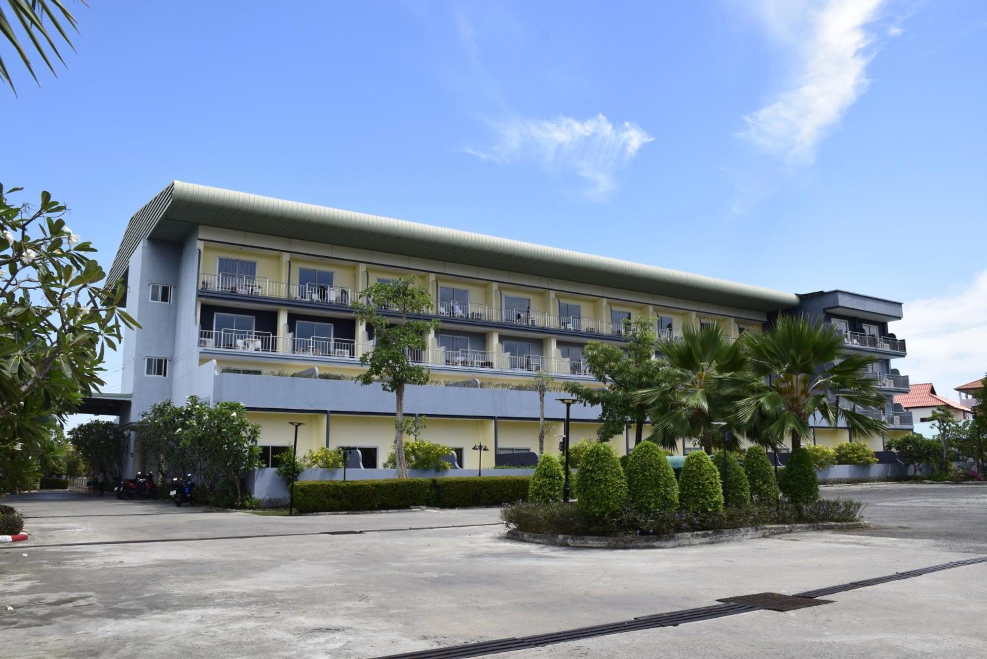 Blue Beach Grand Resort And Spa In Chalong Phuket By Dayuu Ban Saiyuan 外观 照片