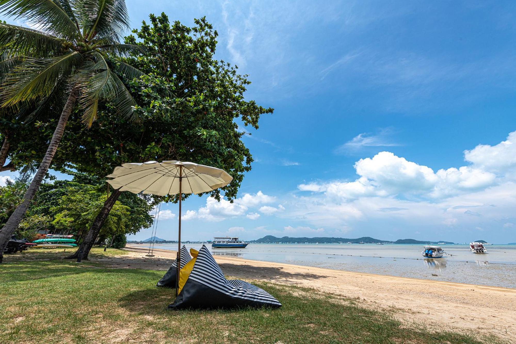 Blue Beach Grand Resort And Spa In Chalong Phuket By Dayuu Ban Saiyuan 外观 照片