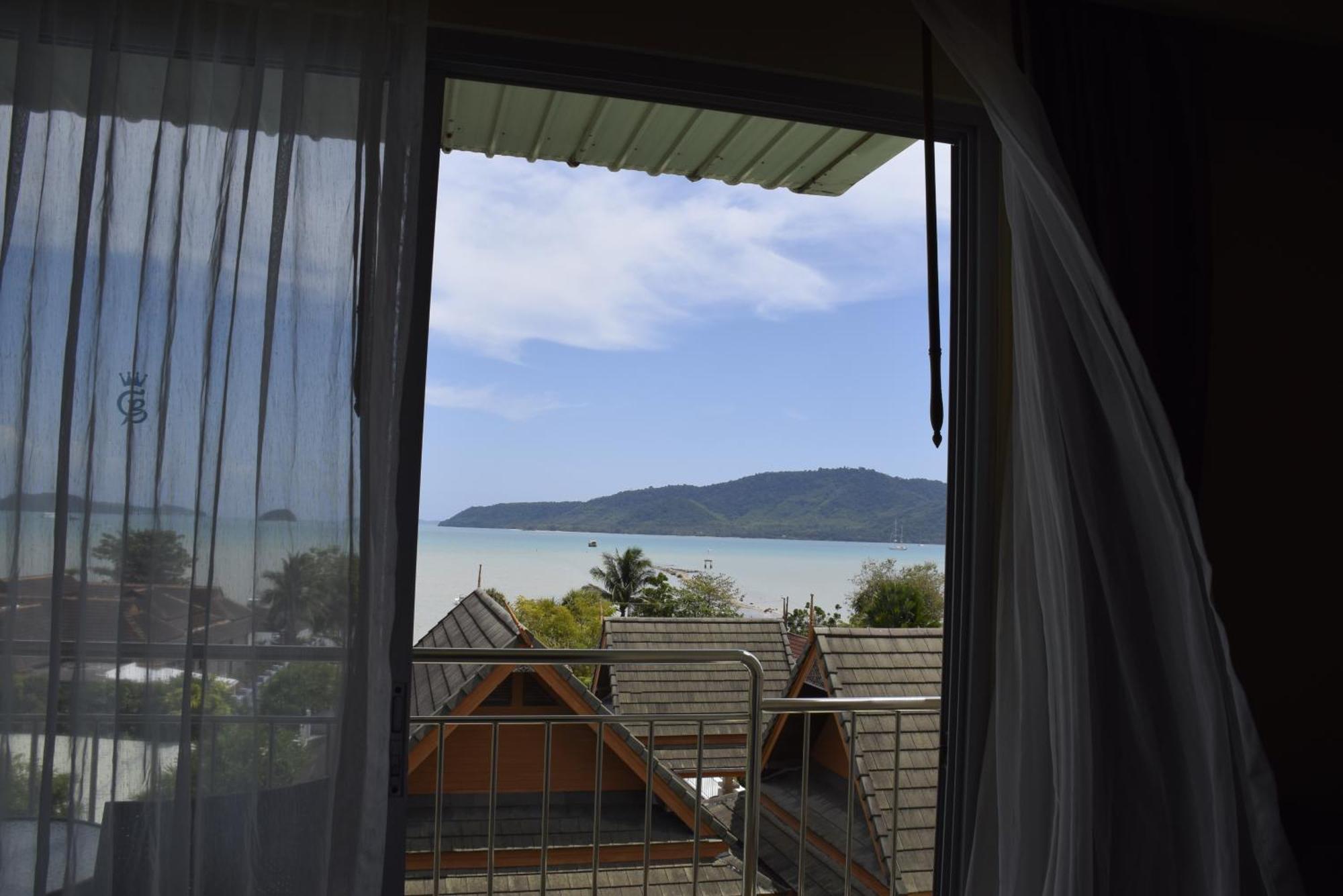 Blue Beach Grand Resort And Spa In Chalong Phuket By Dayuu Ban Saiyuan 外观 照片