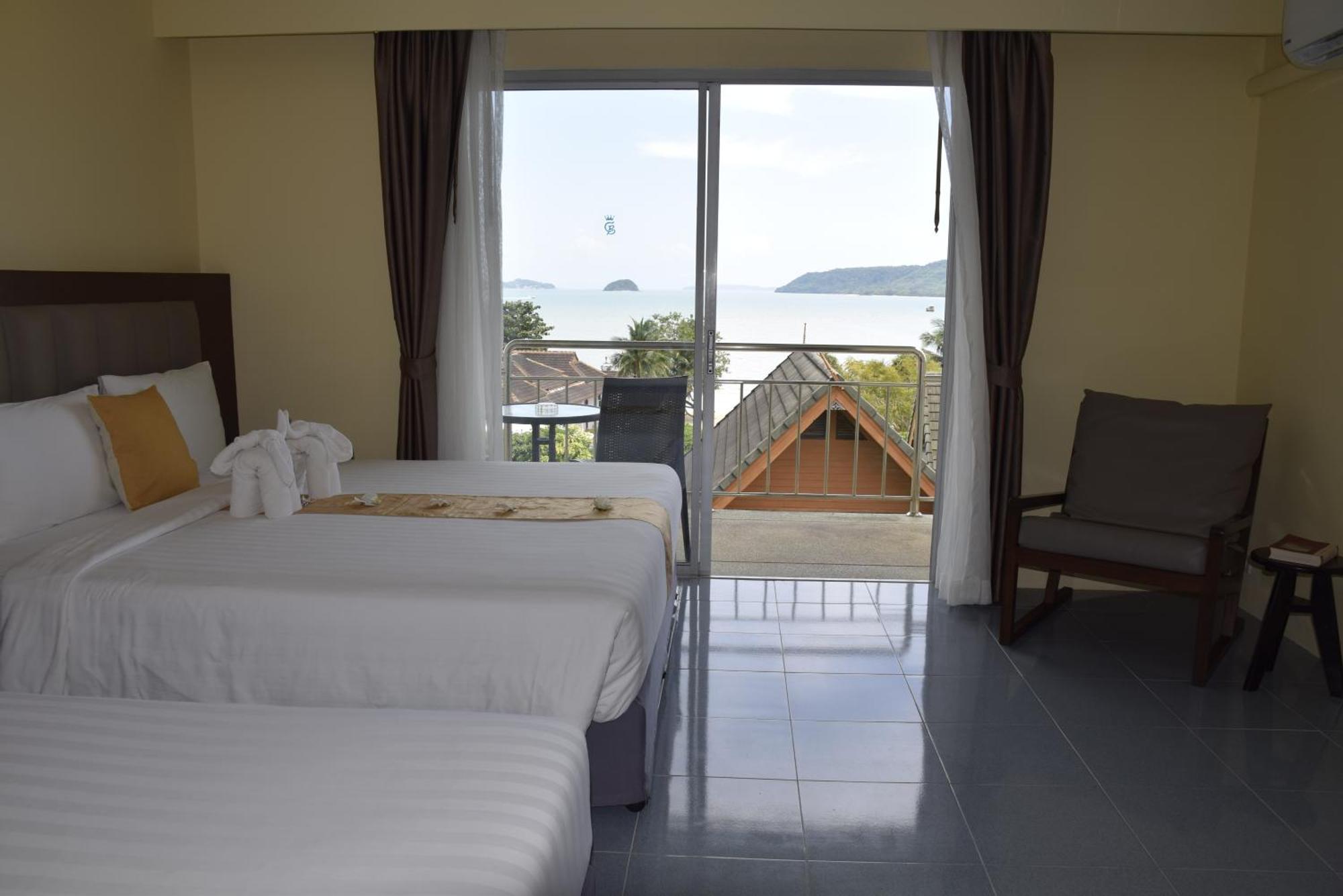 Blue Beach Grand Resort And Spa In Chalong Phuket By Dayuu Ban Saiyuan 外观 照片