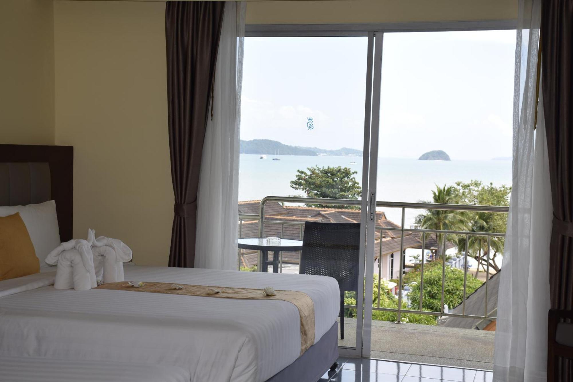 Blue Beach Grand Resort And Spa In Chalong Phuket By Dayuu Ban Saiyuan 外观 照片