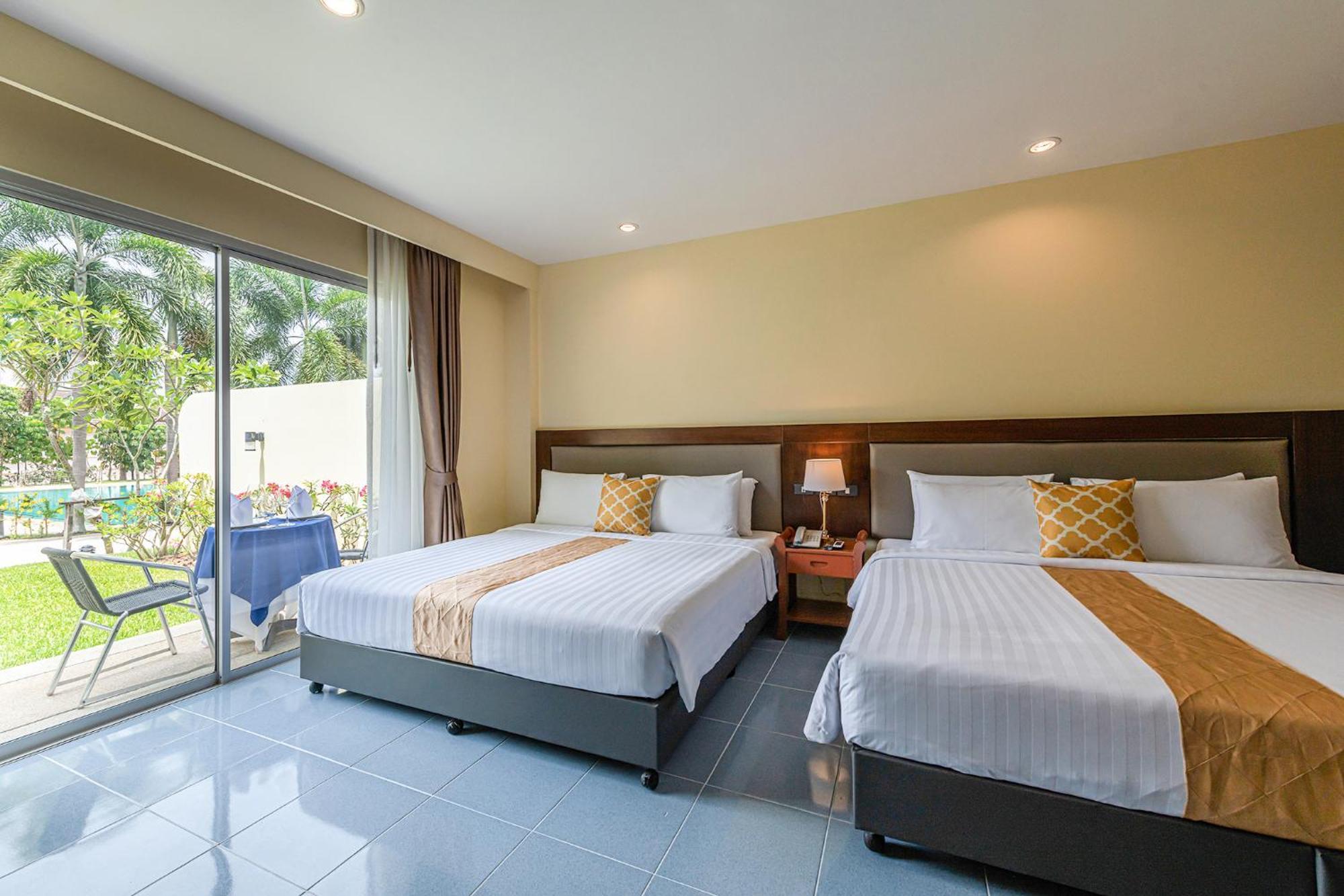 Blue Beach Grand Resort And Spa In Chalong Phuket By Dayuu Ban Saiyuan 外观 照片