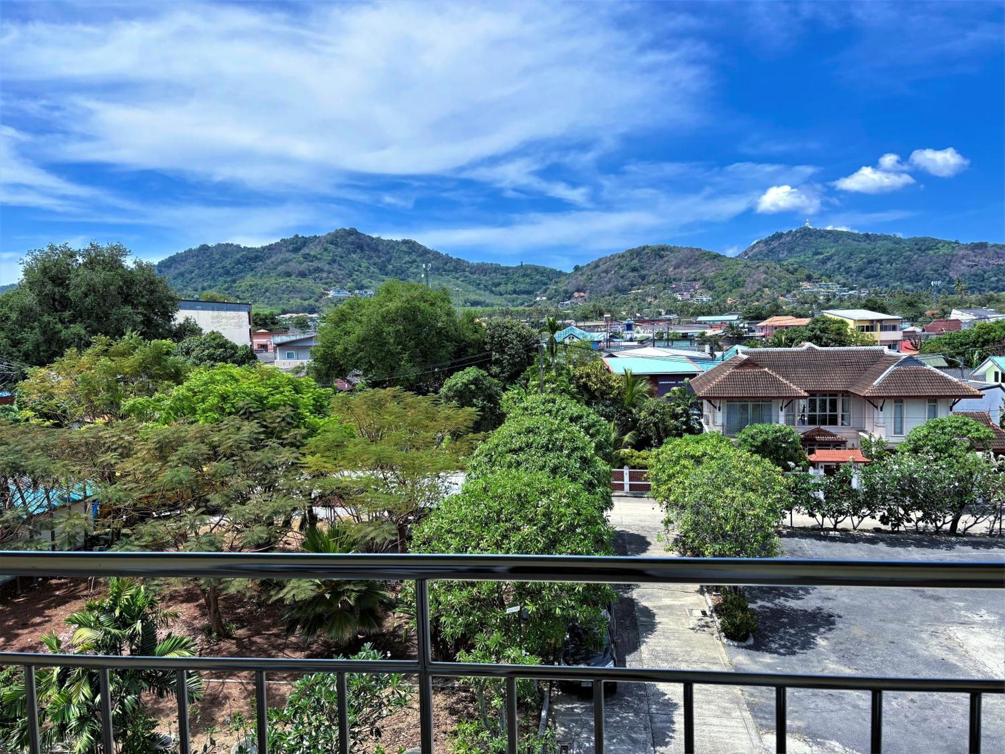 Blue Beach Grand Resort And Spa In Chalong Phuket By Dayuu Ban Saiyuan 外观 照片